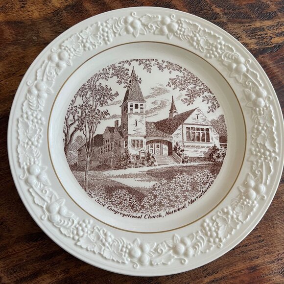 Homer Laughlin Eggshell Theme Plate With The First Congregational Church Design - Picture 6 of 8